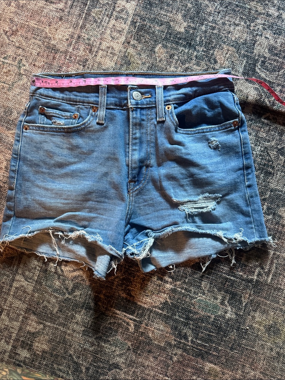 Levi high rise shortie Distressed Denim Cutoff Shorts - Blue